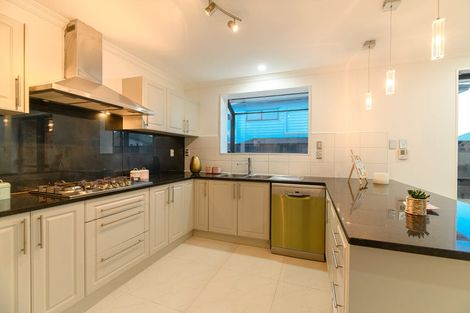 Photo of property in 55b Willerton Avenue, New Lynn, Auckland, 0600