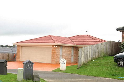 Photo of property in 17 Frederick Reece Drive, The Gardens, Auckland, 2105