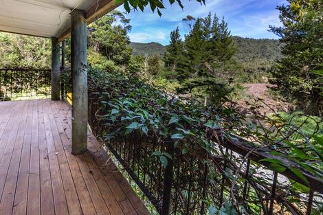 Photo of property in 88 Clifton Road, Kaiata, Greymouth, 7805