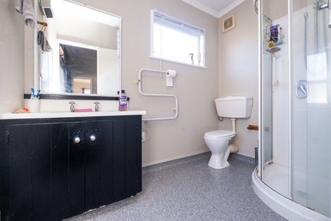 Photo of property in 84 Vigor Brown Street, Napier South, Napier, 4110