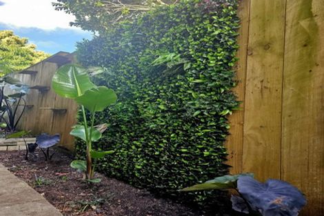 Photo of property in 19 Waru Lane, Te Atatu Peninsula, Auckland, 0610