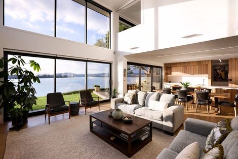 Photo of property in 1 Fourth Avenue, Tauranga, 3110