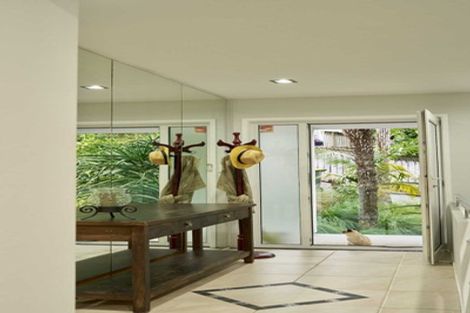 Photo of property in 38a Verran Road, Birkdale, Auckland, 0626