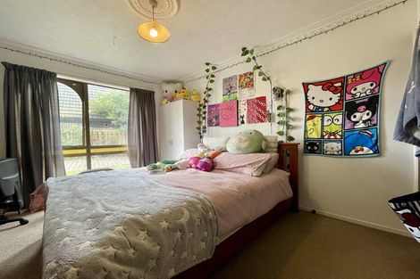 Photo of property in 33 Yellowstone Crescent, Burwood, Christchurch, 8083