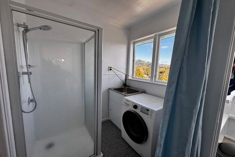 Photo of property in 75 Avonleigh Road, Green Bay, Auckland, 0604
