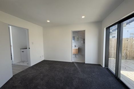 Photo of property in 12c Elcoat Avenue, Te Atatu South, Auckland, 0610