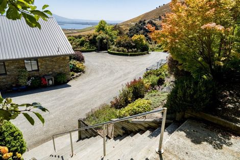 Photo of property in 67 Surrey Heights, Waihola, Outram, 9073