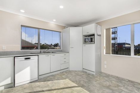 Photo of property in 30a Wellington Street, Pukekohe, 2120