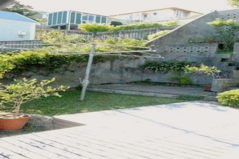 Photo of property in 44 Rolleston Street, Mount Cook, Wellington, 6021