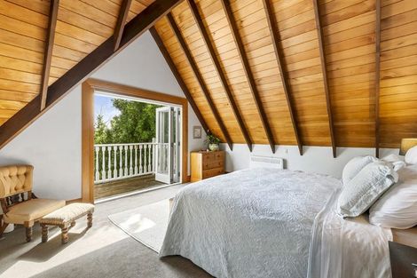 Photo of property in 5 Bayview Road, Hauraki, Auckland, 0622