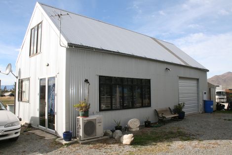 Photo of property in 13 Hooker Crescent, Twizel, 7901