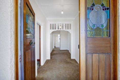 Photo of property in 22 London Street, Eltham, 4322