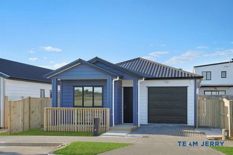 Photo of property in 43 Tributary Parade, Karaka, Papakura, 2113