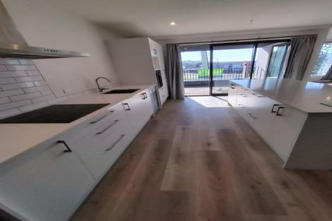 Photo of property in 202/2 Onepu Road, Kilbirnie, Wellington, 6022