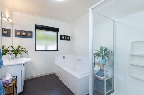 Photo of property in 163 Awa Awa Road, Upper Moutere, 7173
