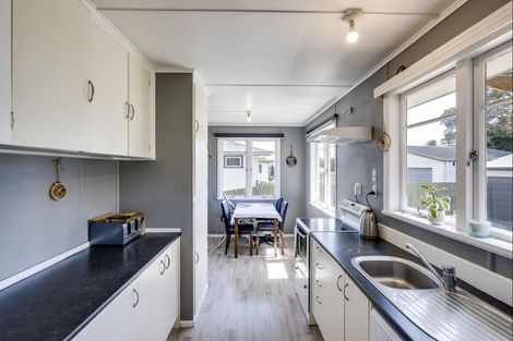 Photo of property in 116 Harlech Street, Mayfair, Hastings, 4122