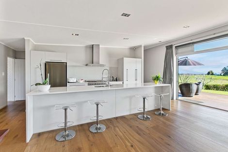 Photo of property in 35 Old Barn Road, Opaheke, Papakura, 2584