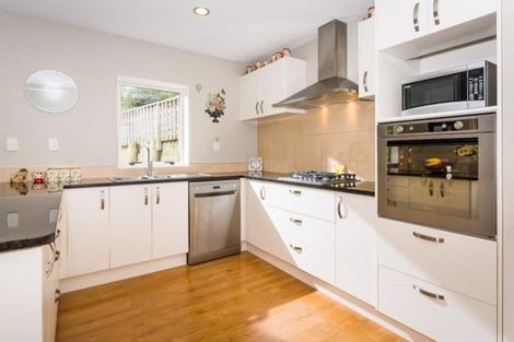 Photo of property in 64 Kyle Road, Greenhithe, Auckland, 0632