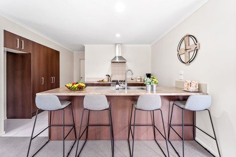 Photo of property in 21h Bonita Avenue, Stanmore Bay, Whangaparaoa, 0932