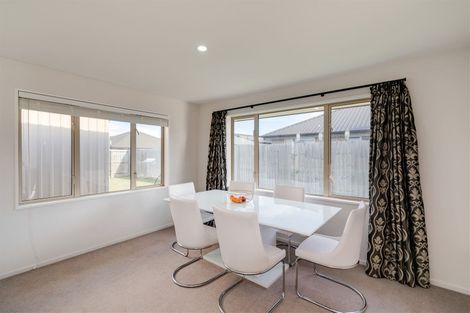 Photo of property in 30 El Alamein Avenue, Rangiora, 7400