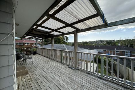 Photo of property in 3 Uppingham Crescent, Hillcrest, Auckland, 0627