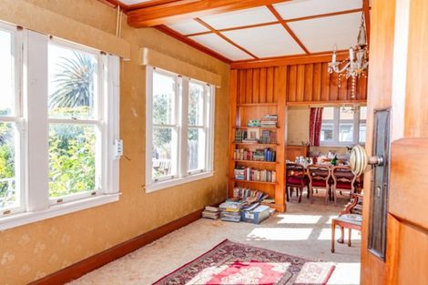 Photo of property in 115 Great North Road, Saint Johns Hill, Whanganui, 4501