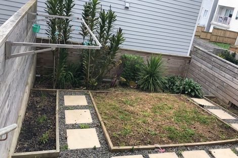 Photo of property in 9 Panakenake Way, Flat Bush, Auckland, 2019