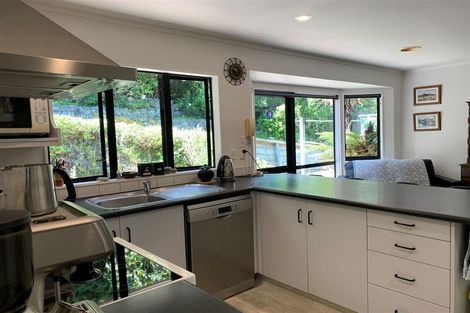 Photo of property in 99 Woodman Drive, Tawa, Wellington, 5028