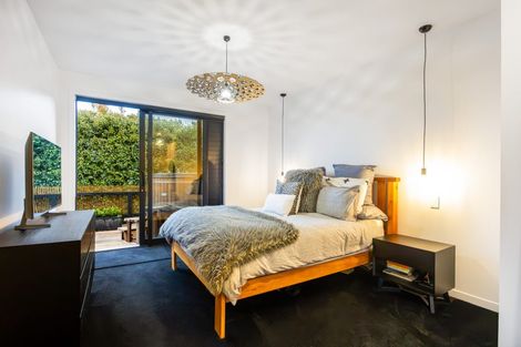Photo of property in 16 Tuatini Place, Long Bay, Auckland, 0630