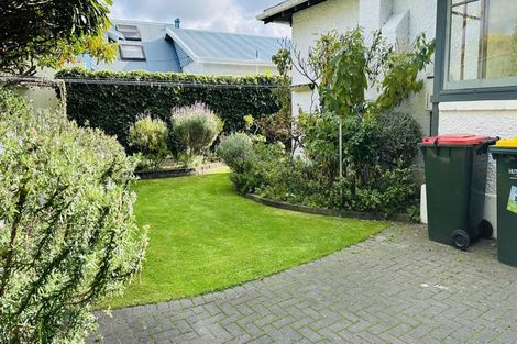 Photo of property in 52 Totara Crescent, Woburn, Lower Hutt, 5010