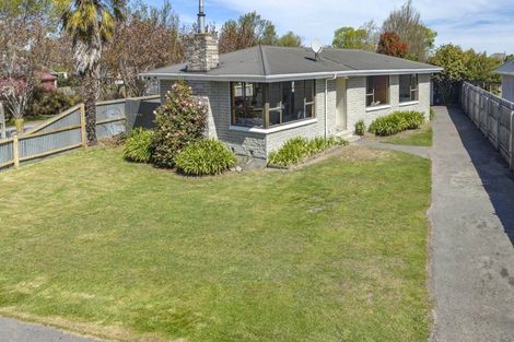 Photo of property in 67 Englefield Road, Northwood, Christchurch, 8051