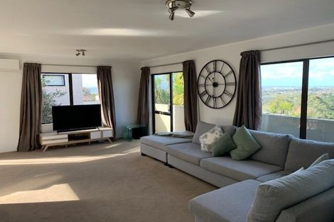 Photo of property in 20 Amery Place, West Harbour, Auckland, 0618