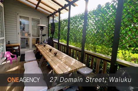 Photo of property in 27 Domain Street, Waiuku, 2123