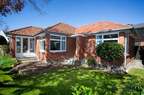 Photo of property in 71 Hamilton Avenue, Ilam, Christchurch, 8041
