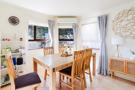 Photo of property in 66d Waimumu Road, Massey, Auckland, 0614