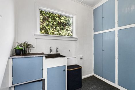 Photo of property in 60 Wallath Road, Westown, New Plymouth, 4310