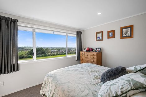 Photo of property in 70 Wishart Road, Helensville, 0800