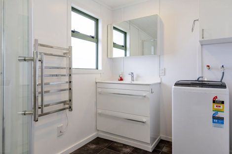 Photo of property in 14a Weka Road, Waipahihi, Taupo, 3330