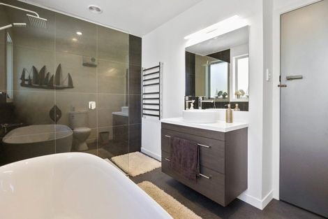 Photo of property in 6 Leven Street, Roslyn, Dunedin, 9010