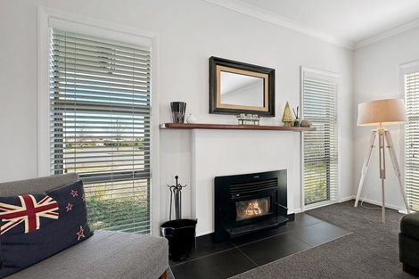 Photo of property in 111 Kenrigg Road, Kinloch, Taupo, 3377