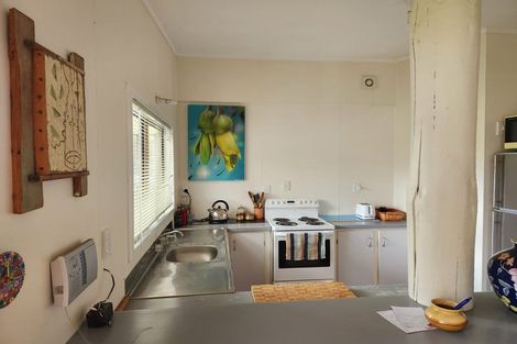 Photo of property in 21 Church Street, Kawakawa, 0210