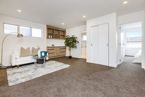 Photo of property in 76a Glenmore Road, Sunnyhills, Auckland, 2010