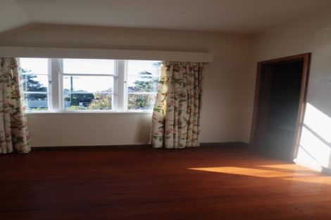 Photo of property in 8 Niccol Avenue, Narrow Neck, Auckland, 0624