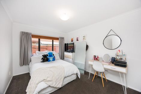 Photo of property in 197 Ruapehu Drive, Fitzherbert, Palmerston North, 4410