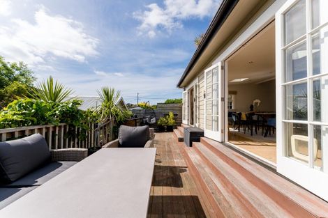 Photo of property in 211 Forbury Road, Saint Clair, Dunedin, 9012