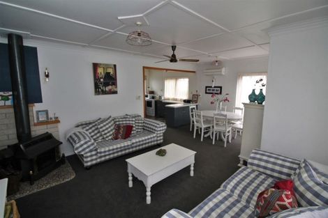 Photo of property in 64 Roslin Street, Tokoroa, 3420