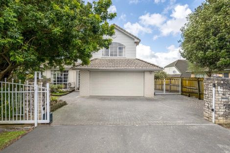 Photo of property in 198 Botany Road, Botany Downs, Auckland, 2010
