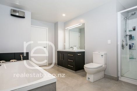 Photo of property in 75 Milton Road, Bluff Hill, Napier, 4110