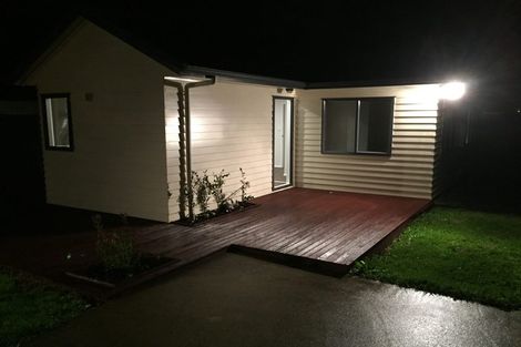 Photo of property in 4 Gossamer Drive, Pakuranga Heights, Auckland, 2010