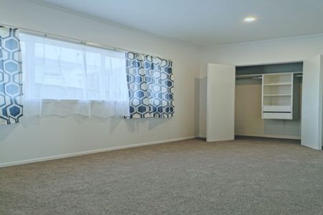 Photo of property in 2/38b Manuka Road, Glenfield, Auckland, 0629
